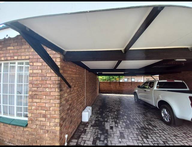 3 BEDROOM APARTMENT FOR SALE IN JORDAAN PARK
